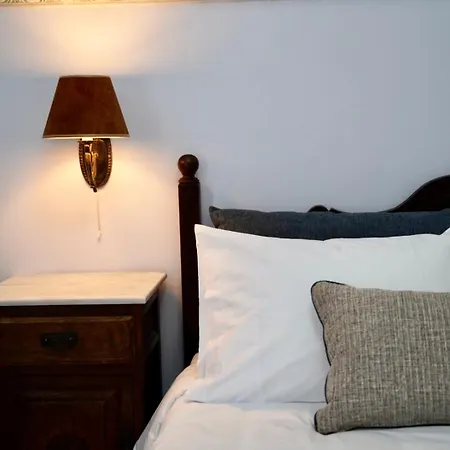 Apartmanhotel Apiro Syros 3*