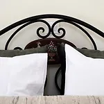 Apiro Syros Apart-hotel 3*