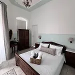 Apiro Syros Apart-hotel