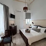 Apiro Syros 3*