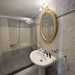 Apiro Syros 3*