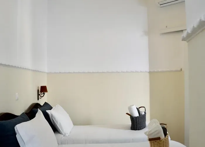 Apiro Syros شقة فندقية