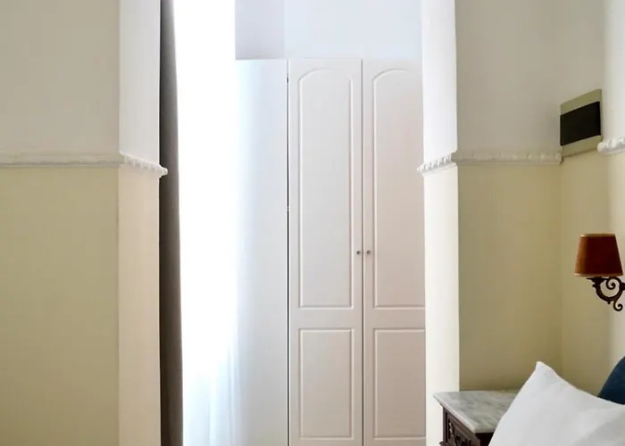 Apiro Syros شقة فندقية إرموبولّي